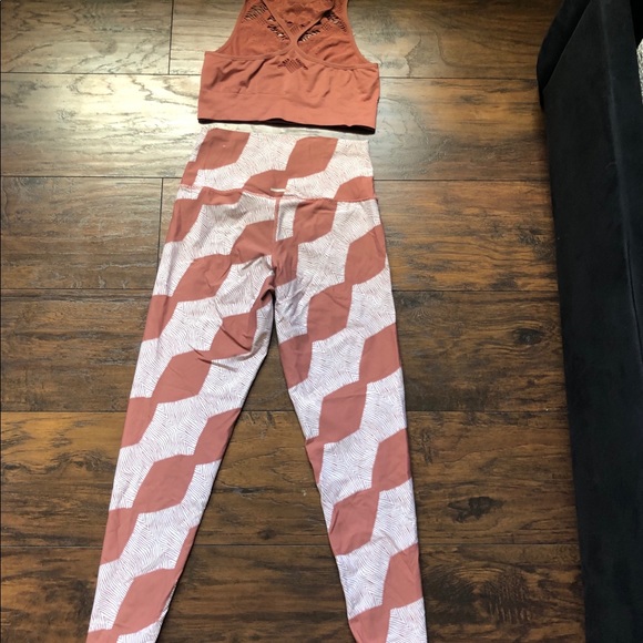 🤩Aerie two piece set🤩 - Picture 3 of 3